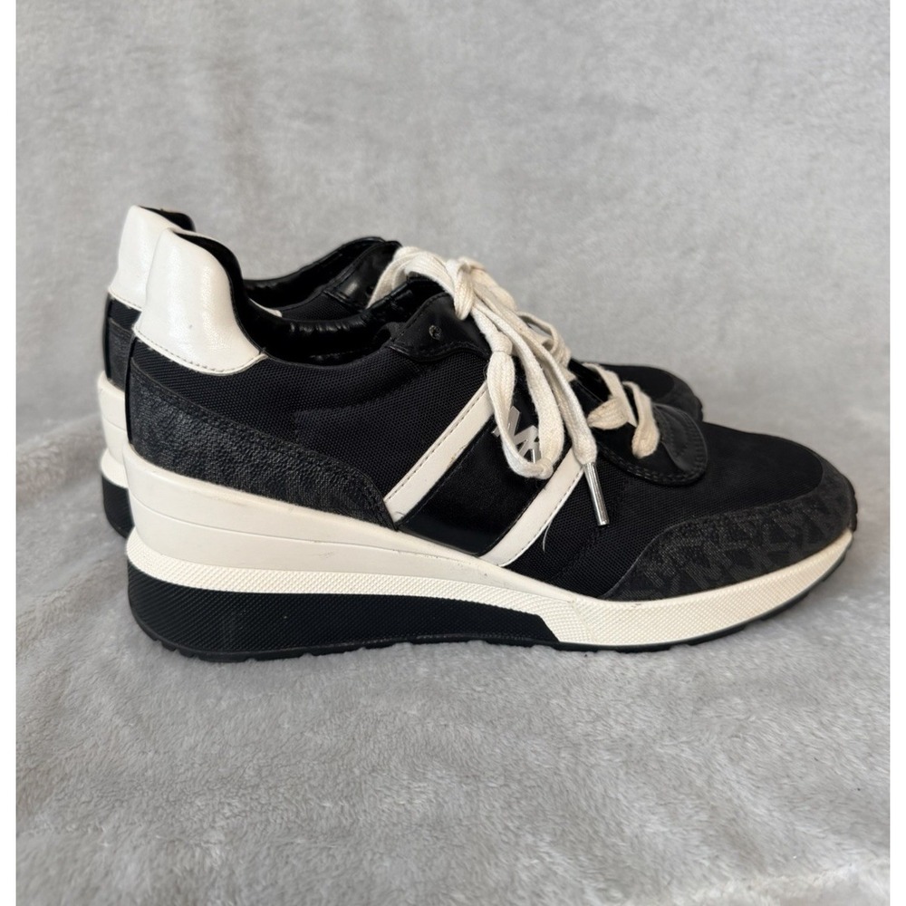 MICHAEL KORS MABEL TRAINER LACE UP SNEAKERS SZ 8 Heels Black White - Picture 3 of 7